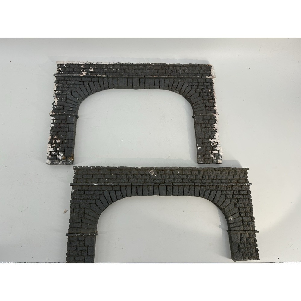 Vintage Cut Stone Resin Model Railroad Tunnel Portal Entrance Brick Facade Wall